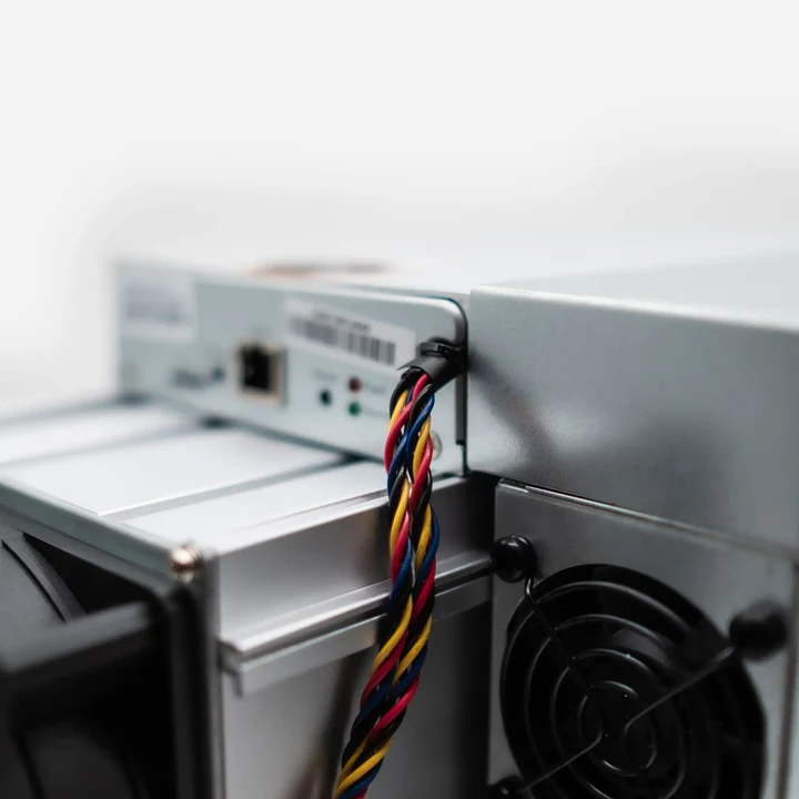 Bitmain Antminer S19 — изображение 2